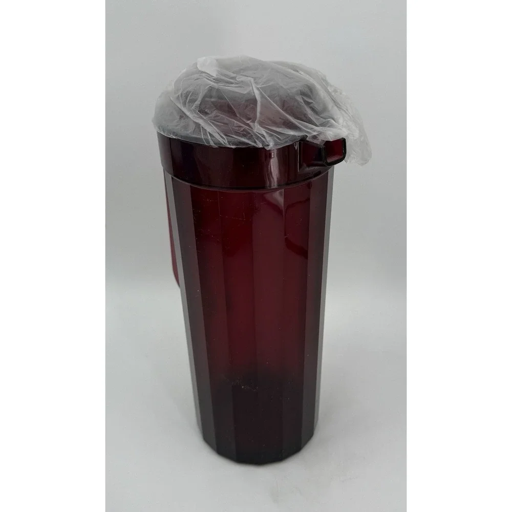 Tupperware Preludio Acrylic 2 Qt Pitcher 2003B-2 Cranberry Red, Lid 2004A-4‎ NEW
